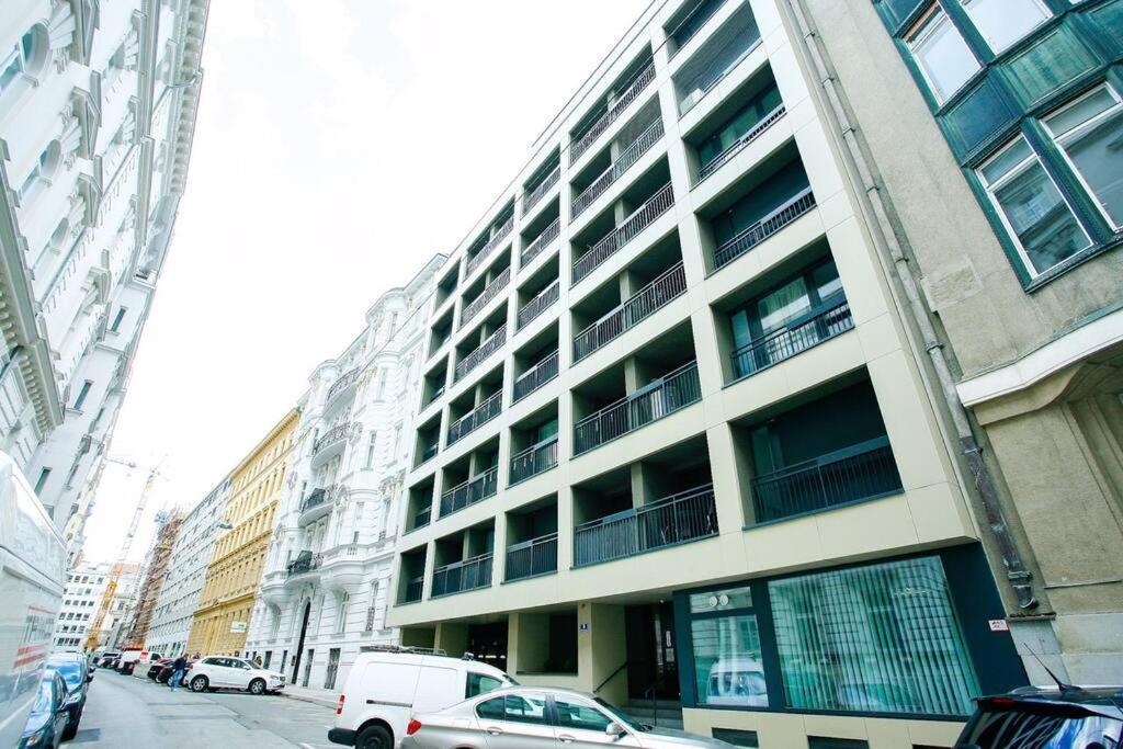 Top Central Apartment On Karlsplatz ウィーン エクステリア 写真